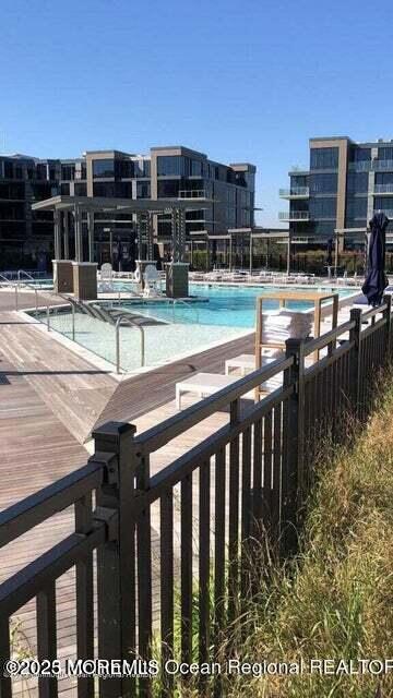 30 Melrose Terrace #303