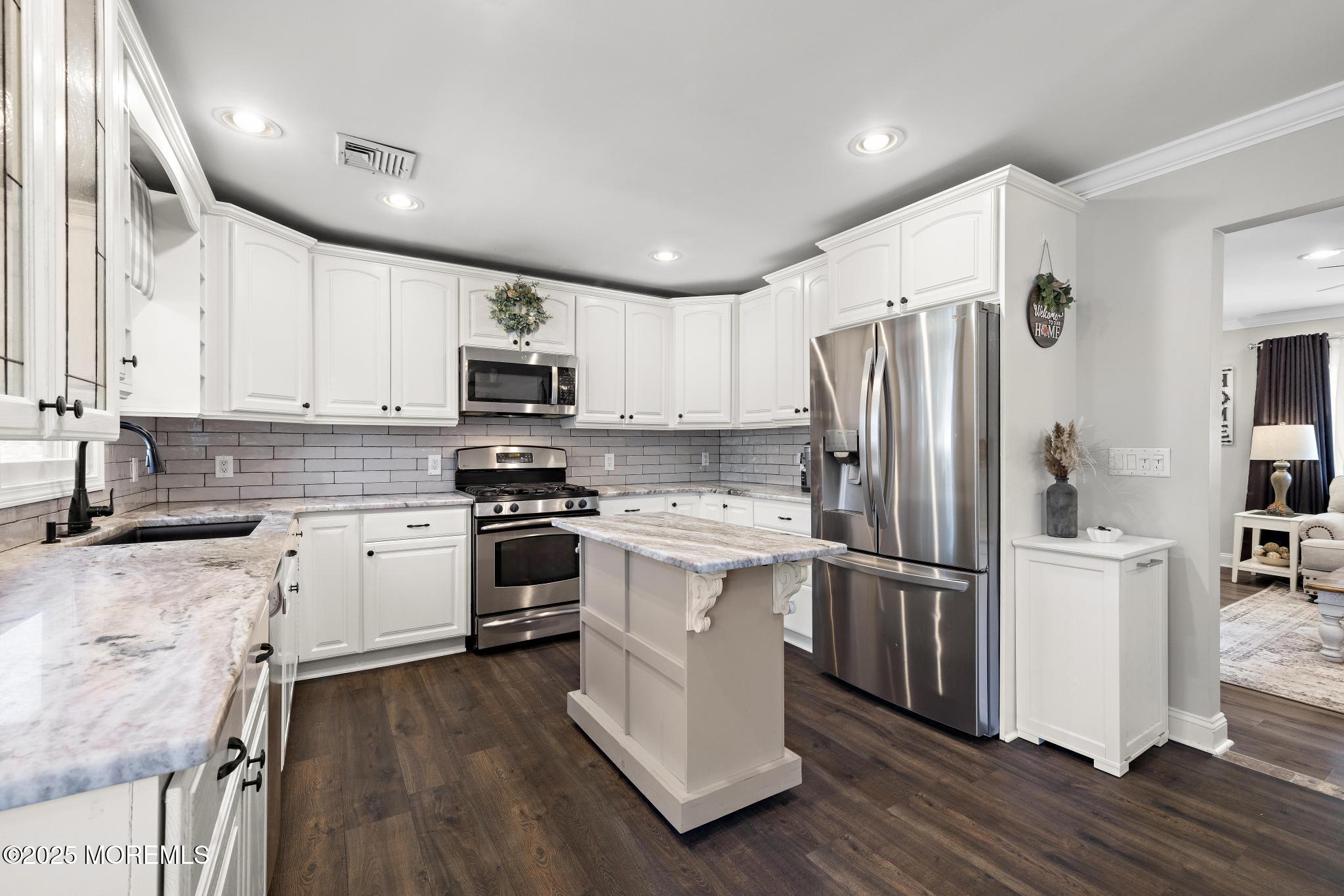 1212 Pemberton Street, Toms River