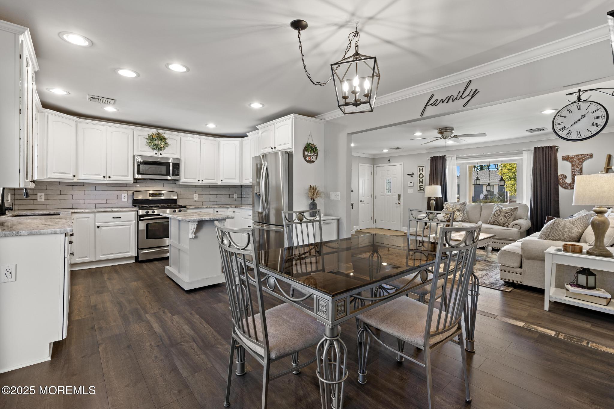 1212 Pemberton Street, Toms River