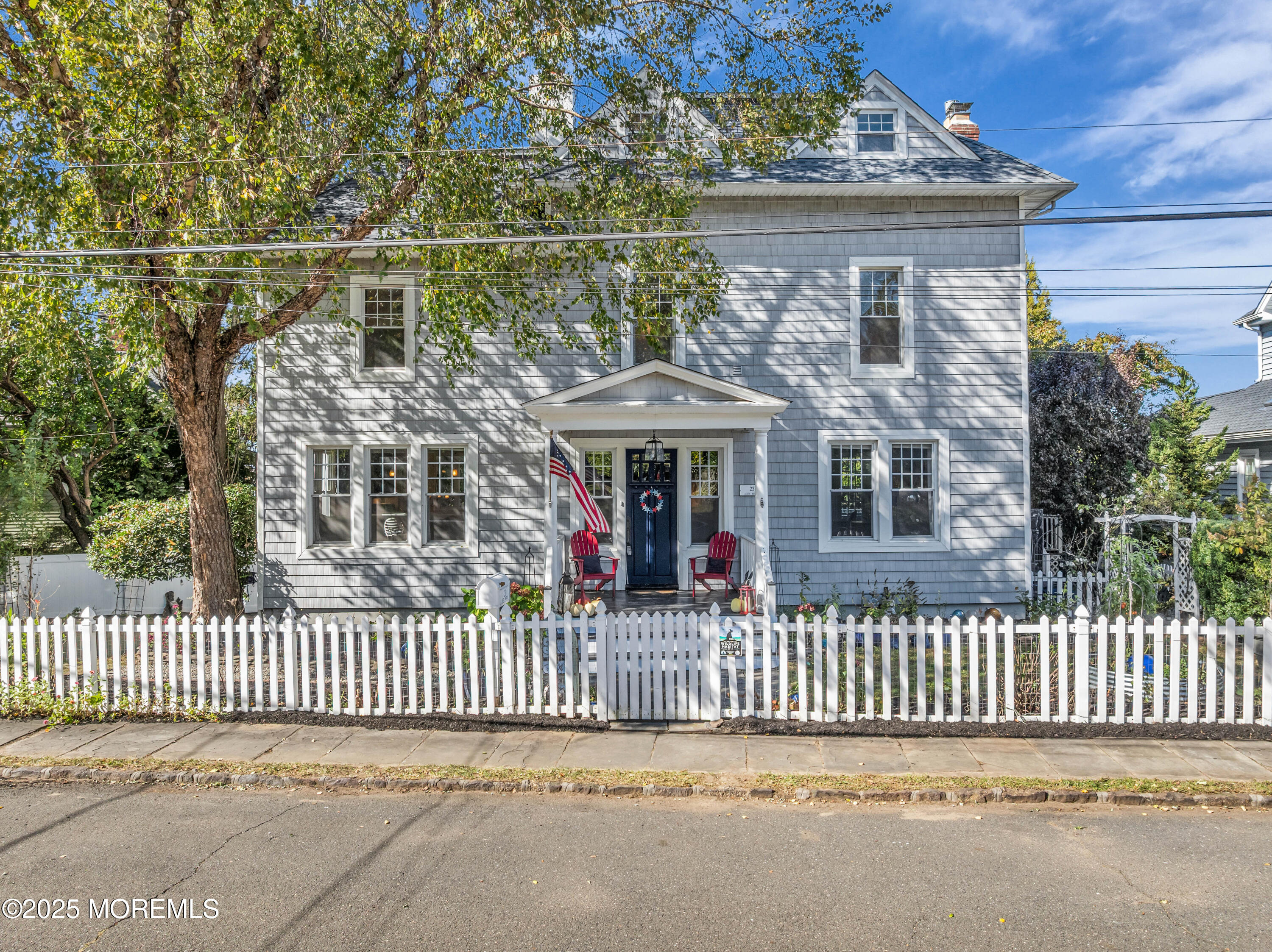 23 6th Avenue