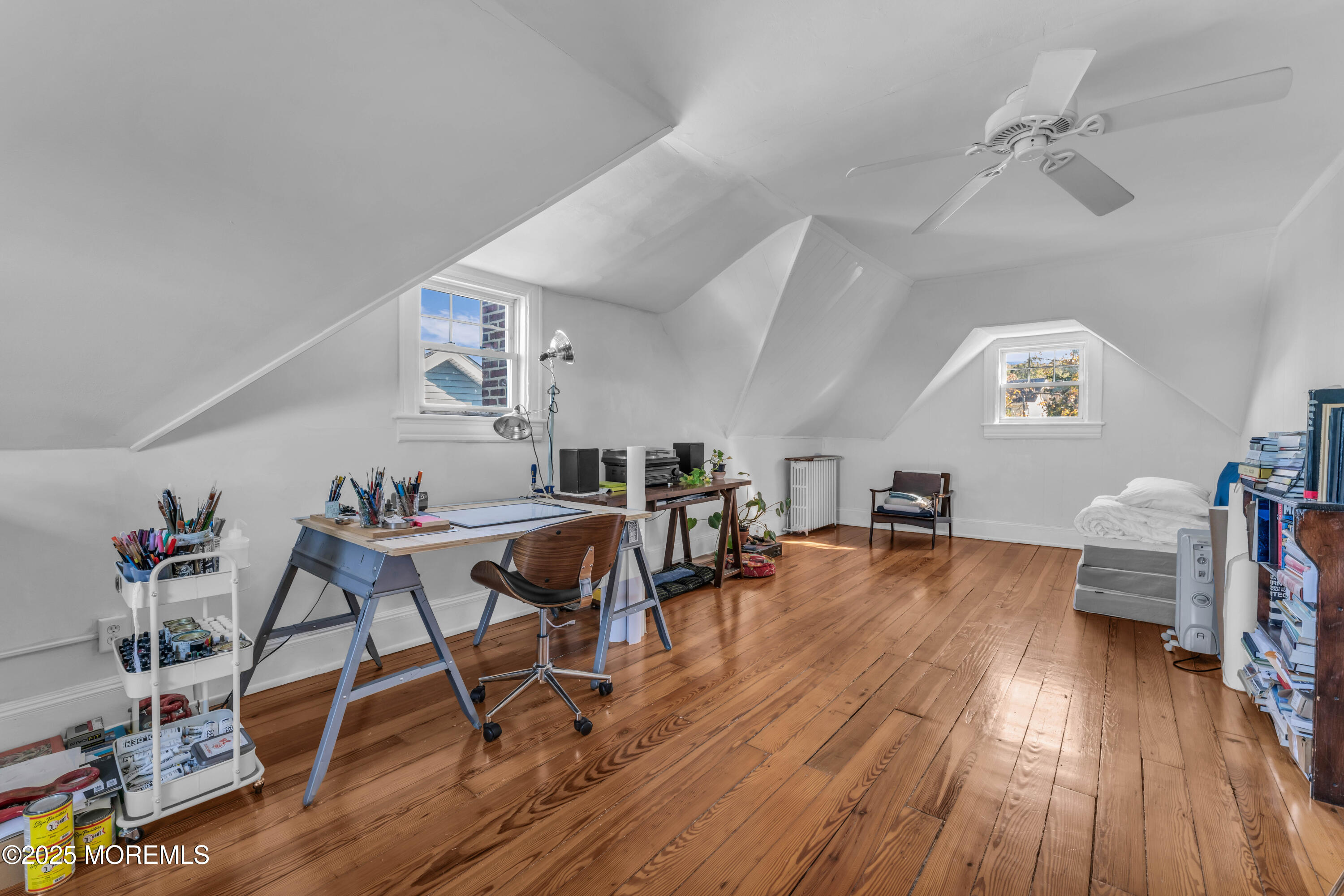 23 6th Avenue