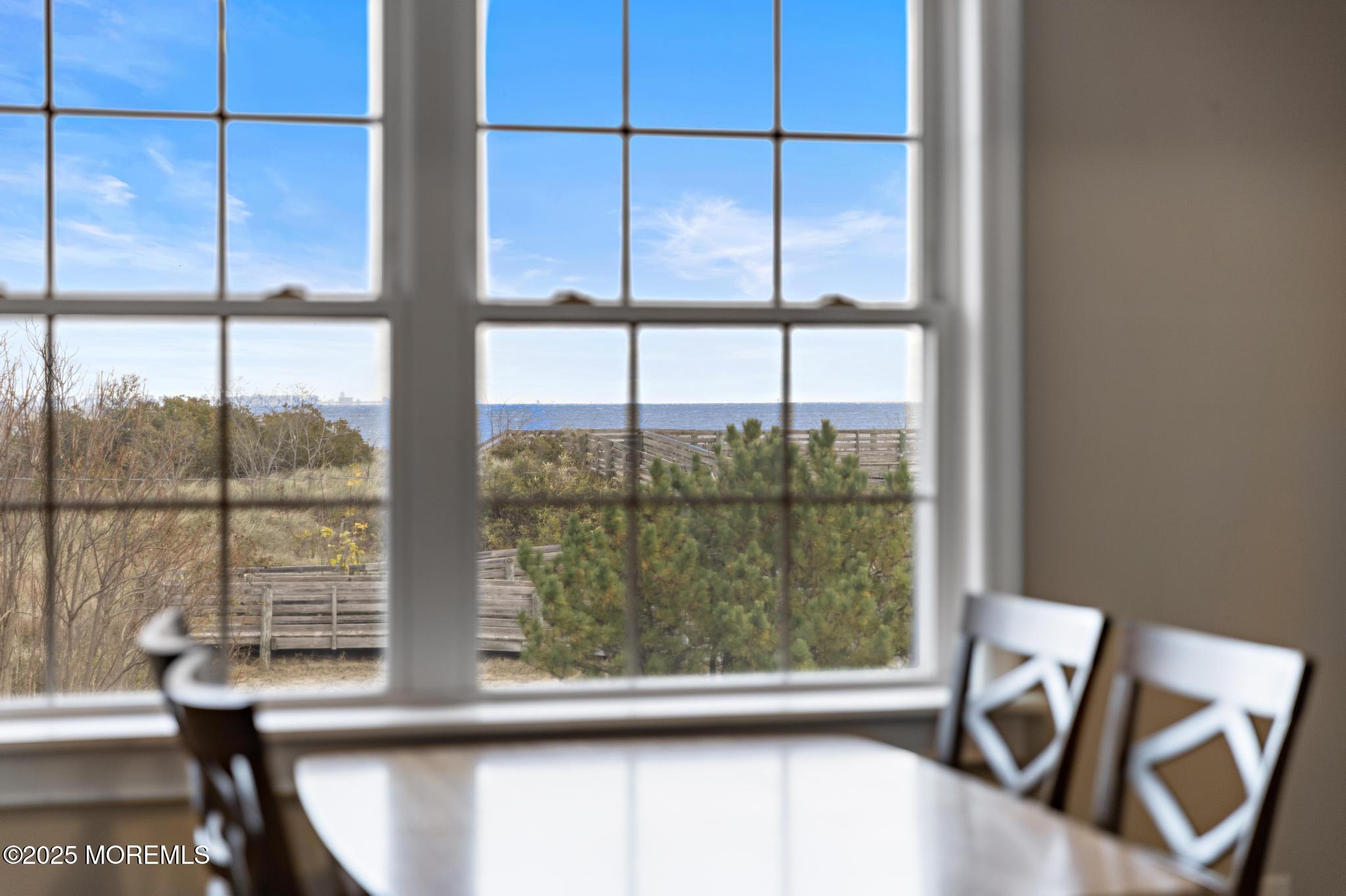 98 Beachway Avenue, 13