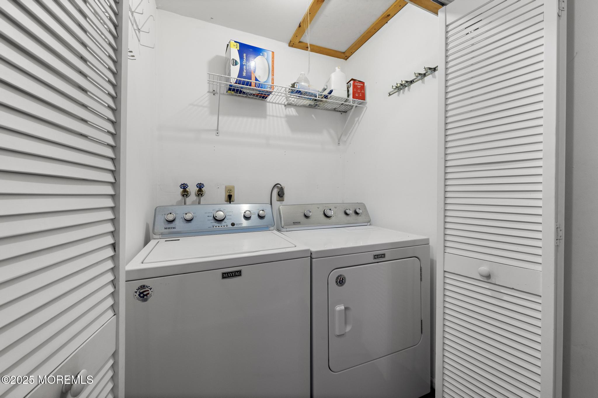 98 Beachway Avenue, 13