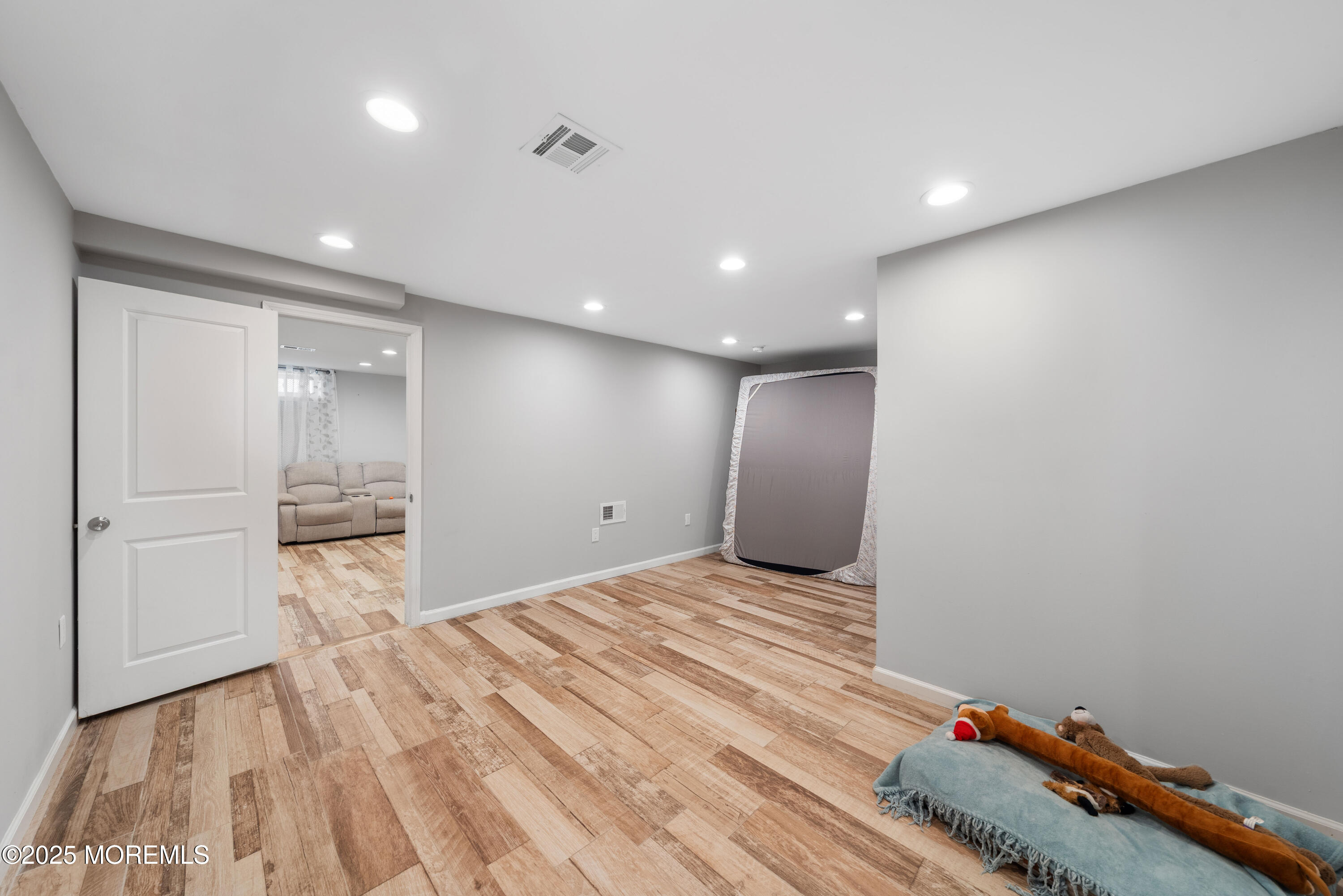 436 Applegate Avenue