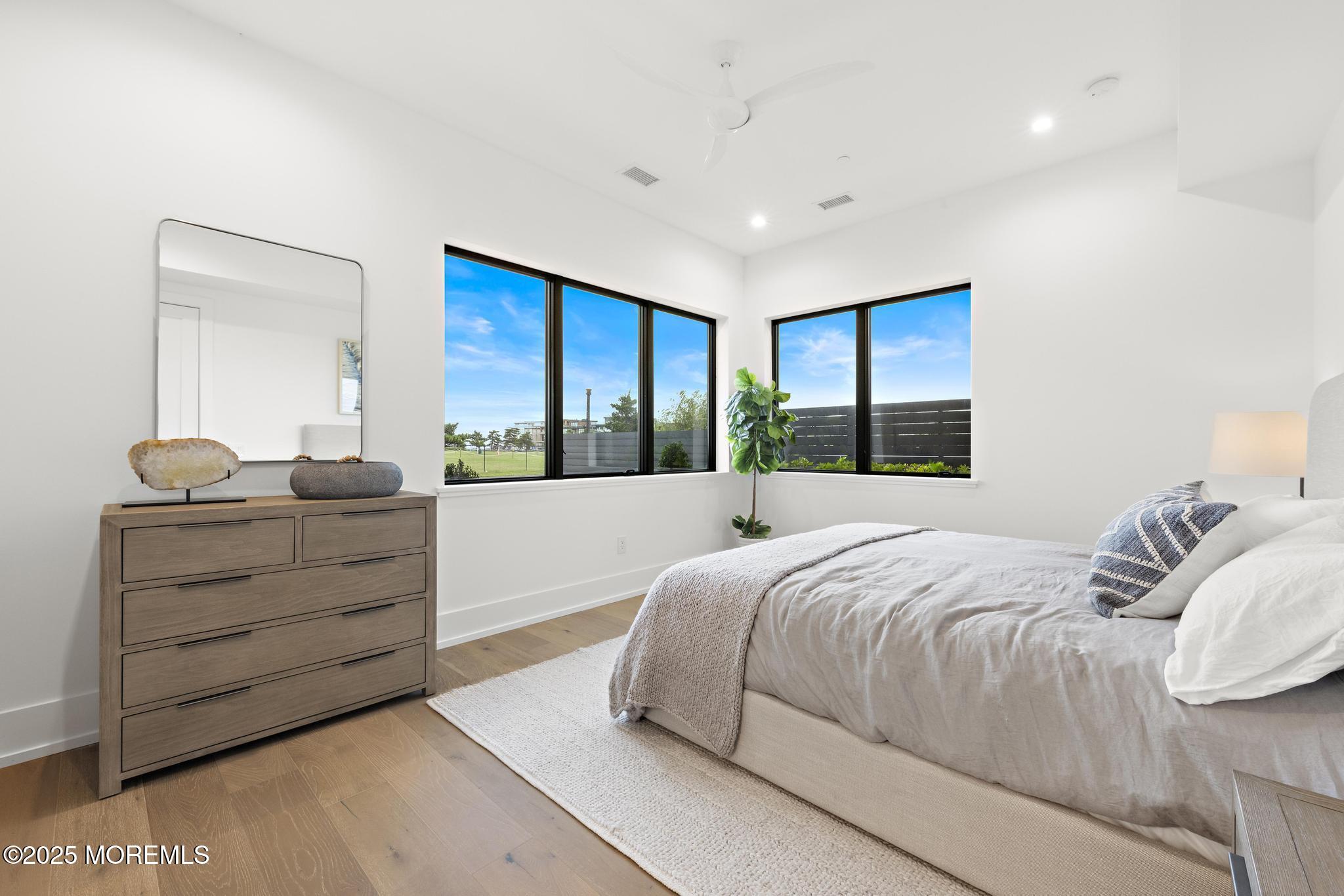 200 Ocean Avenue N 22