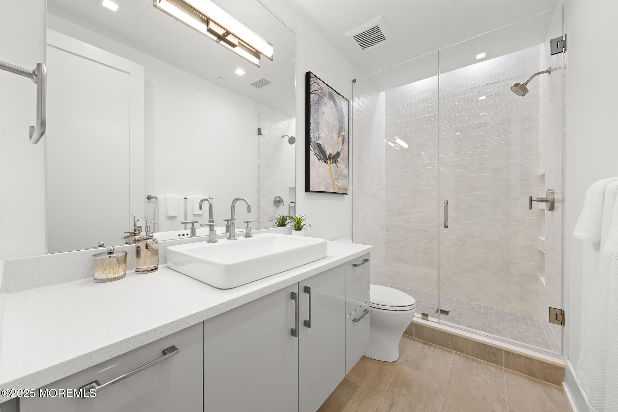 200 Ocean Avenue N 22