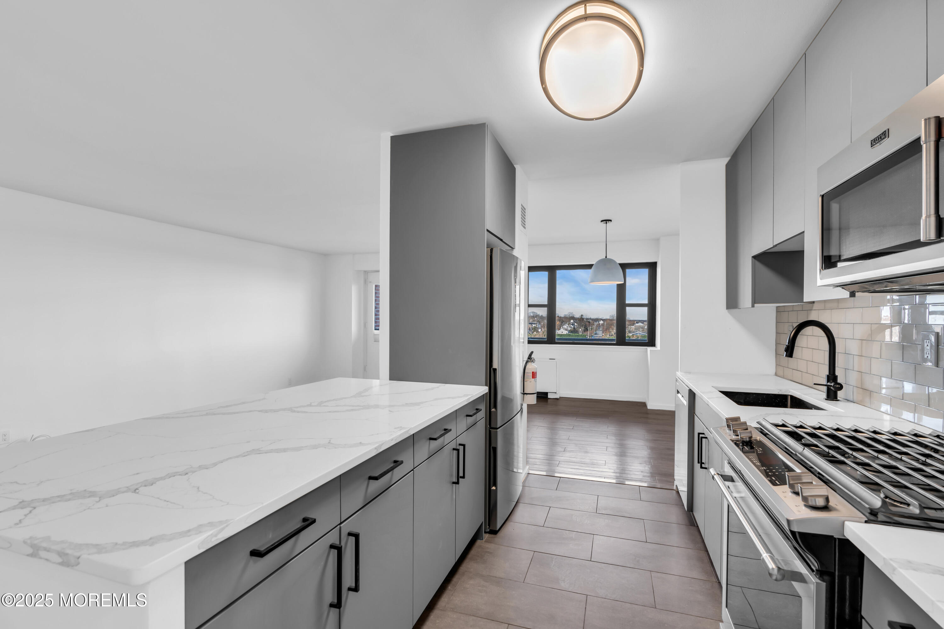 10 Ocean Boulevard 2D