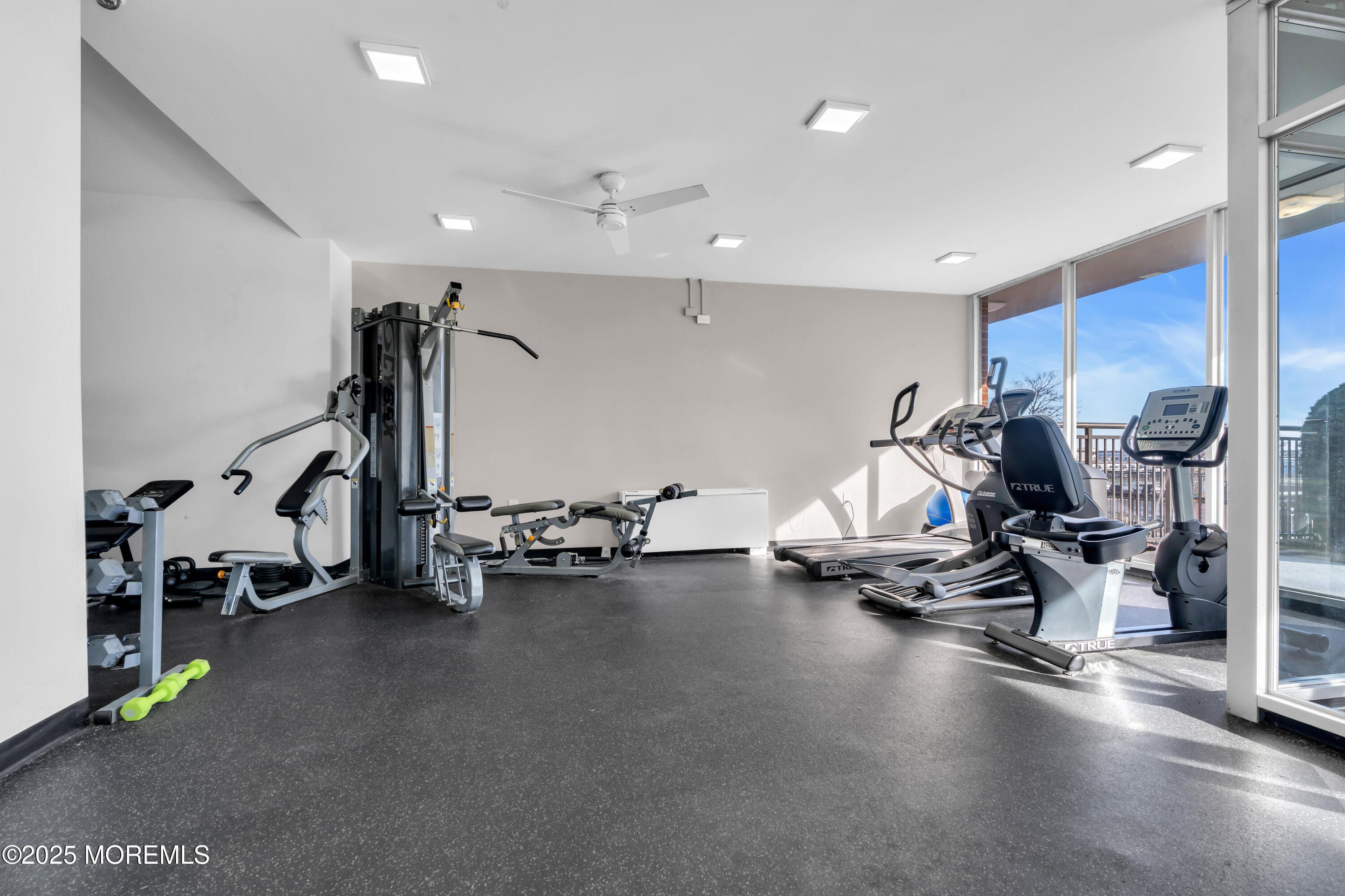 10 Ocean Boulevard 2D