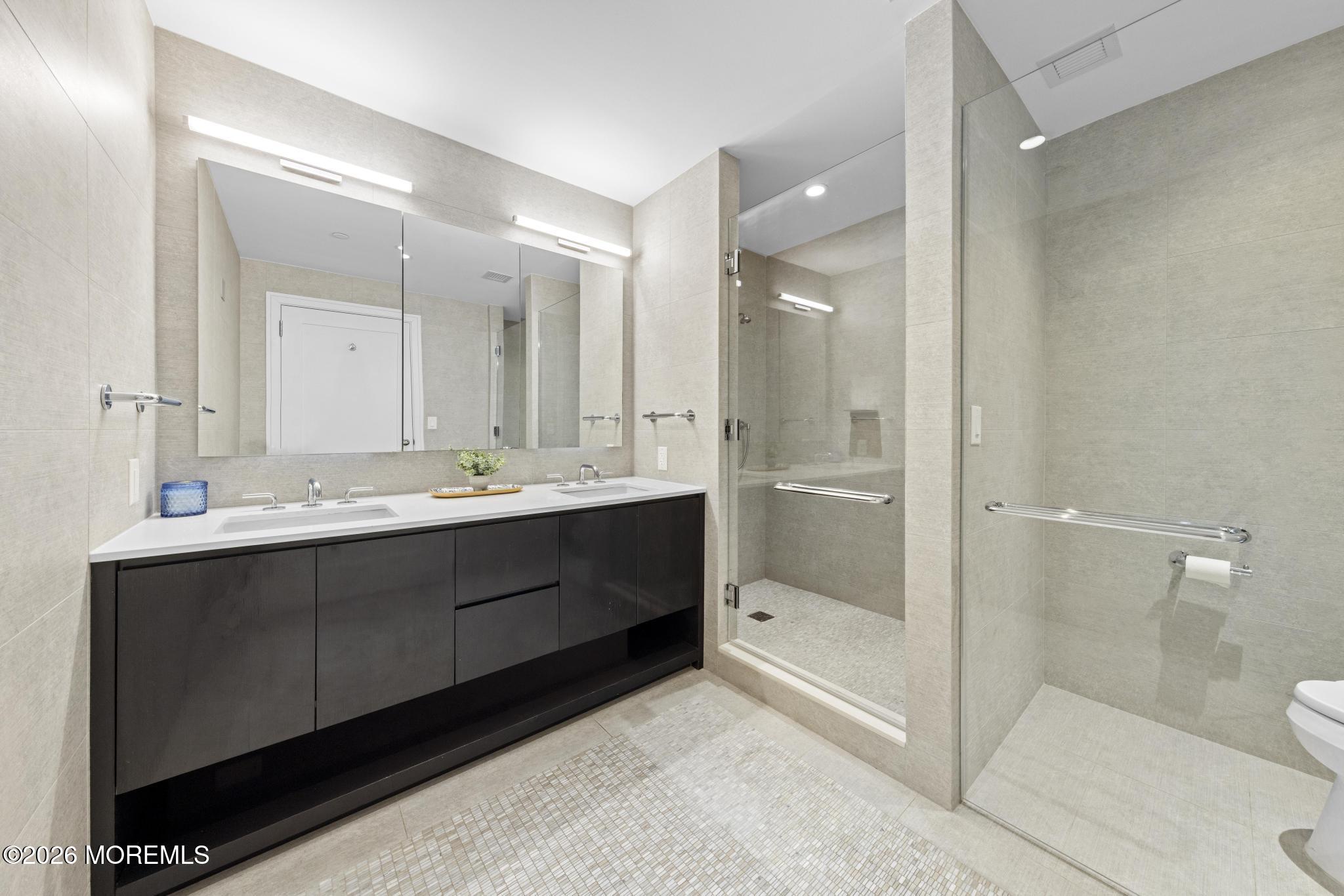 15 Morris Avenue 416