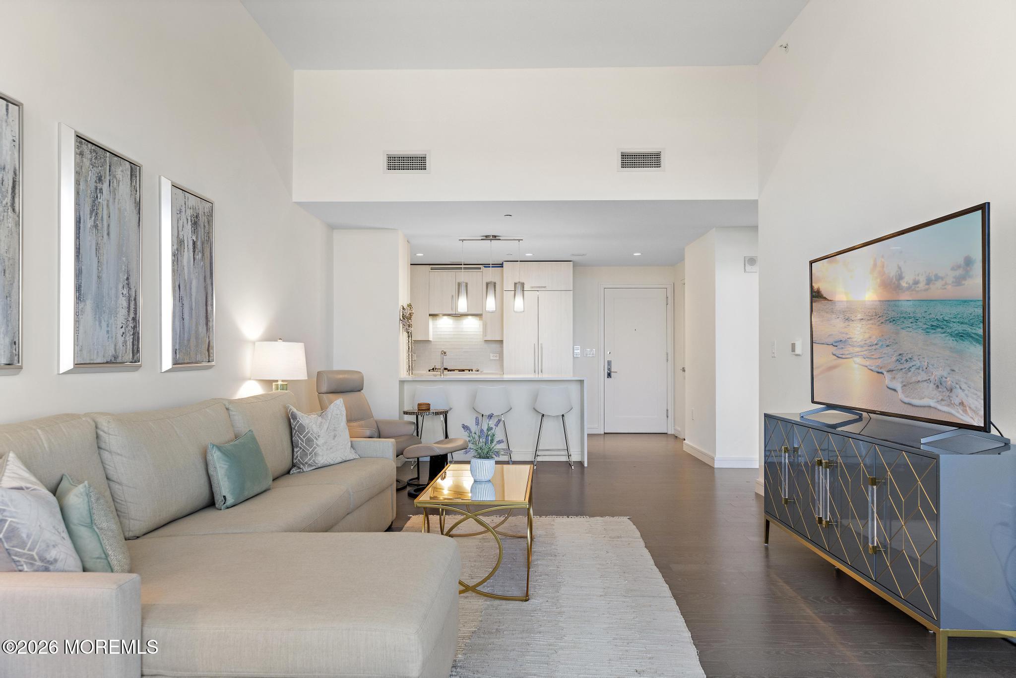 20 Melrose Terrace 606