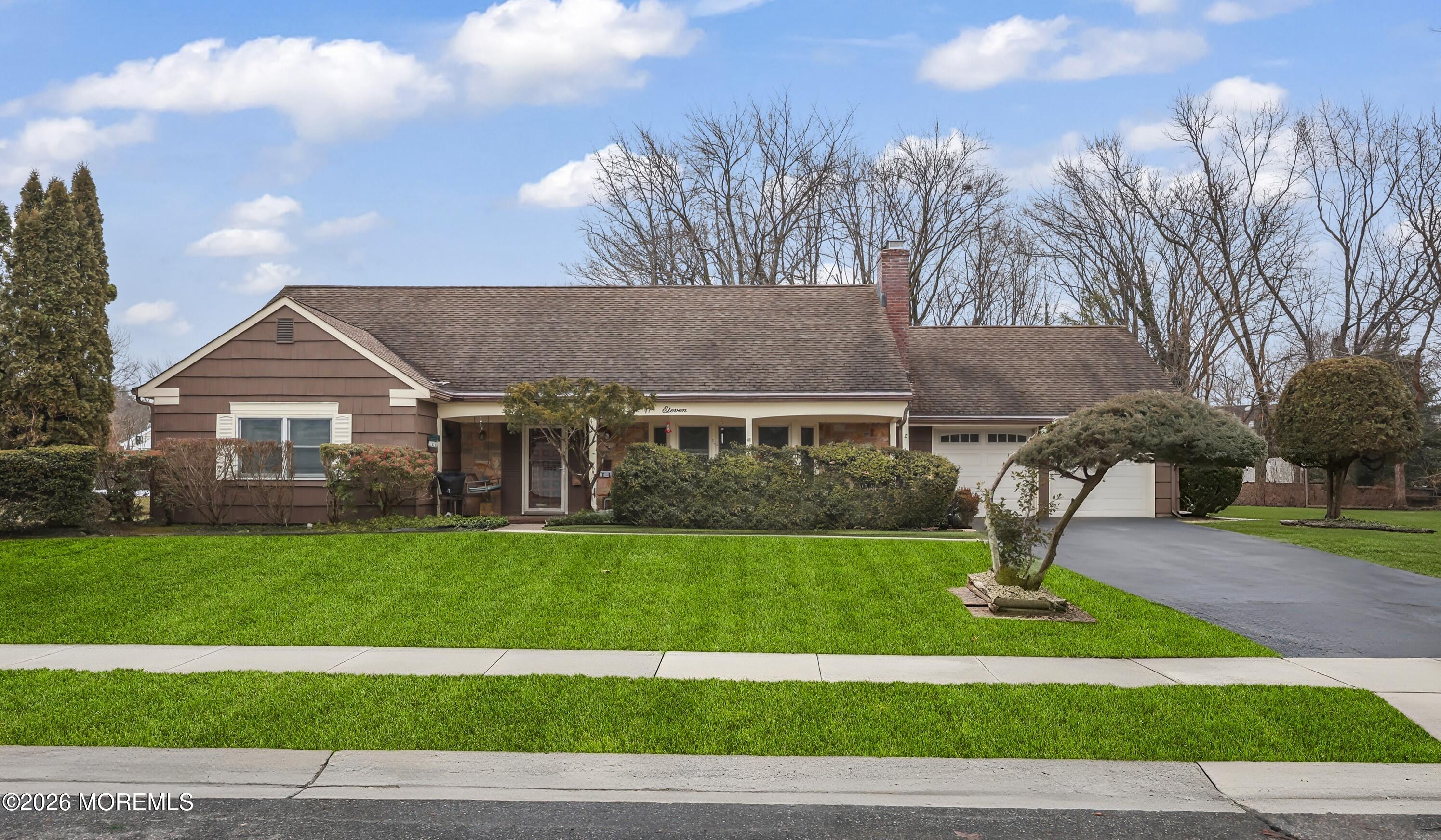 11 Anton Place