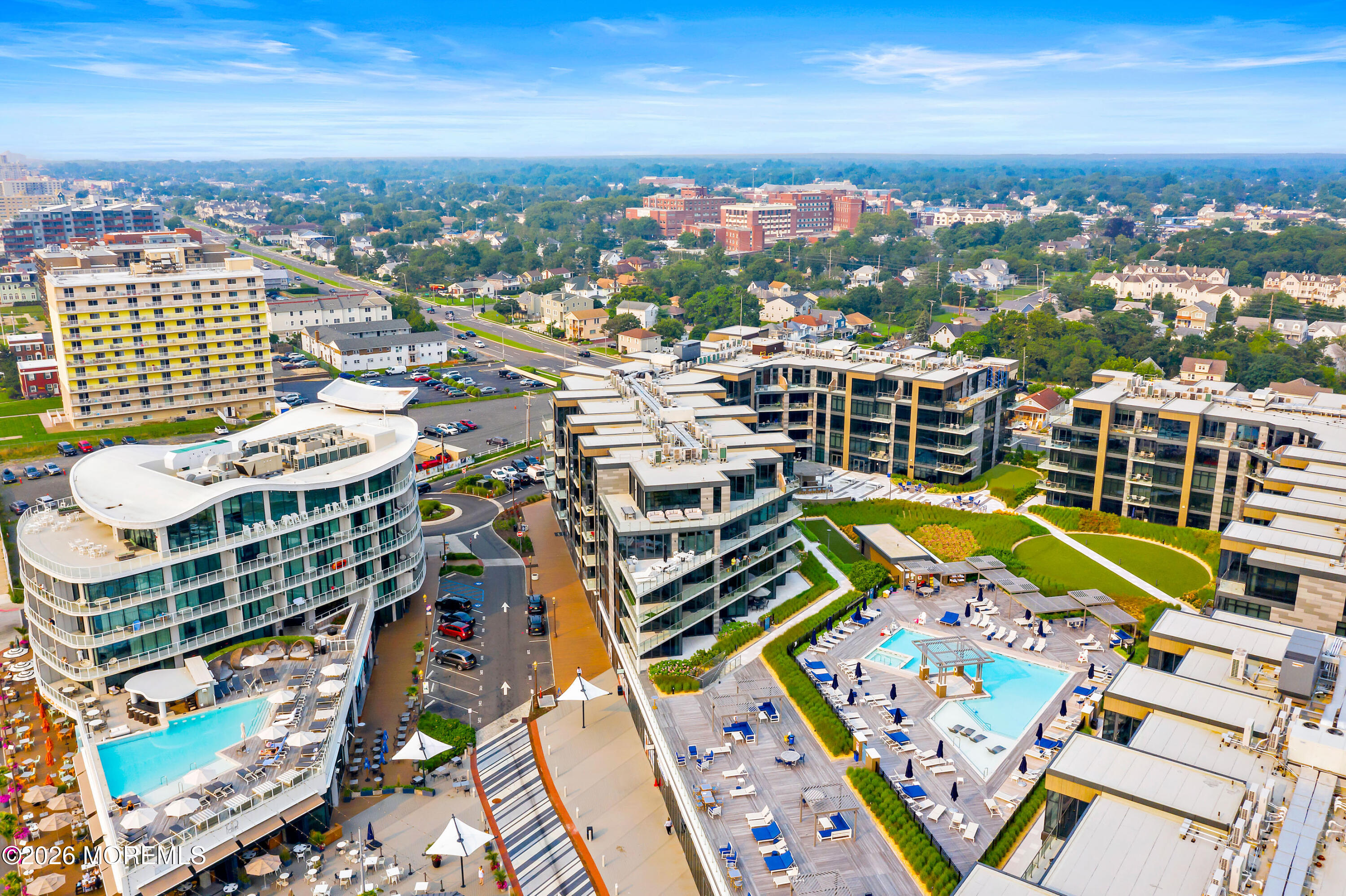 15 Morris Avenue 317