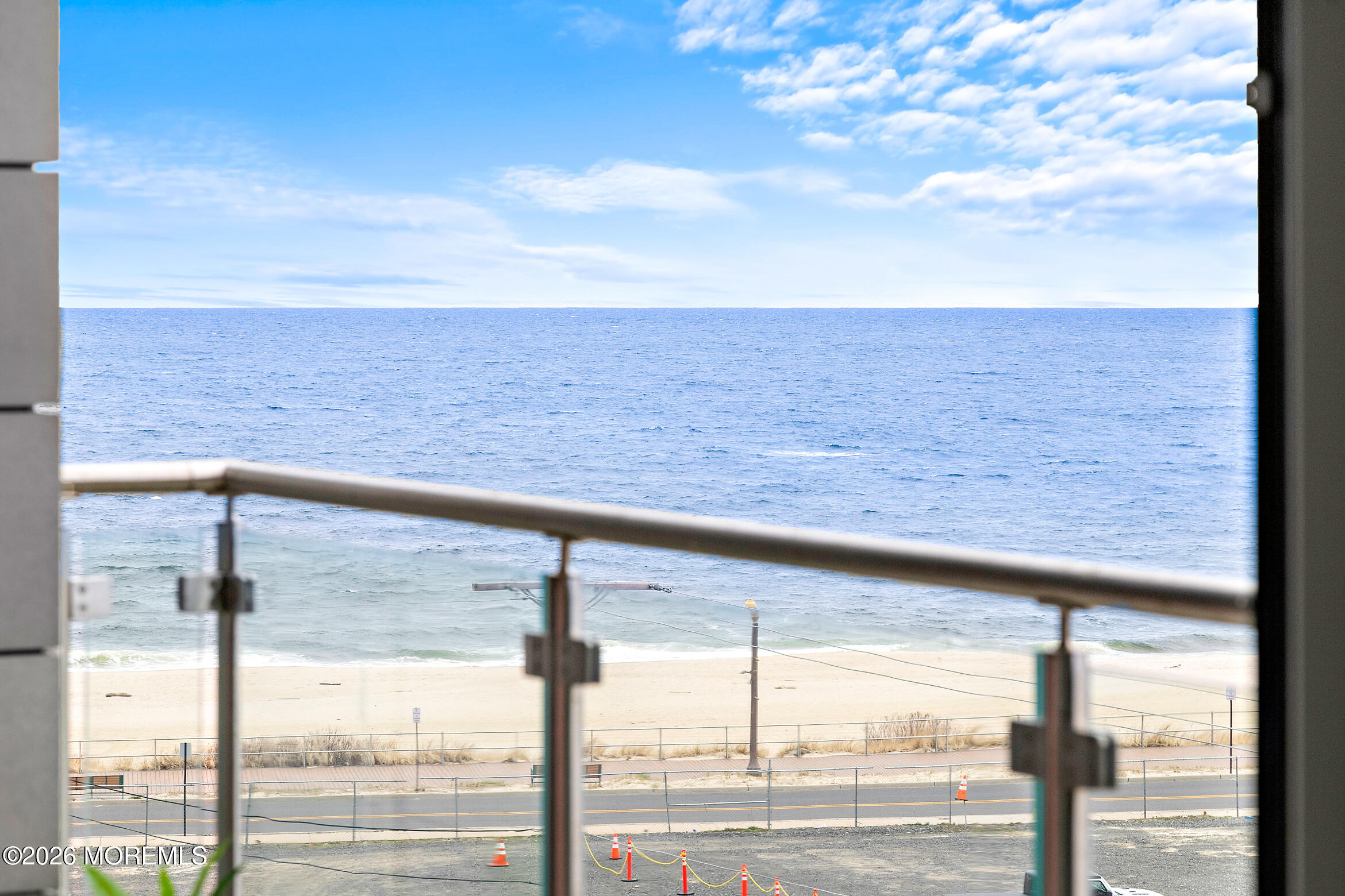 15 Morris Avenue 521