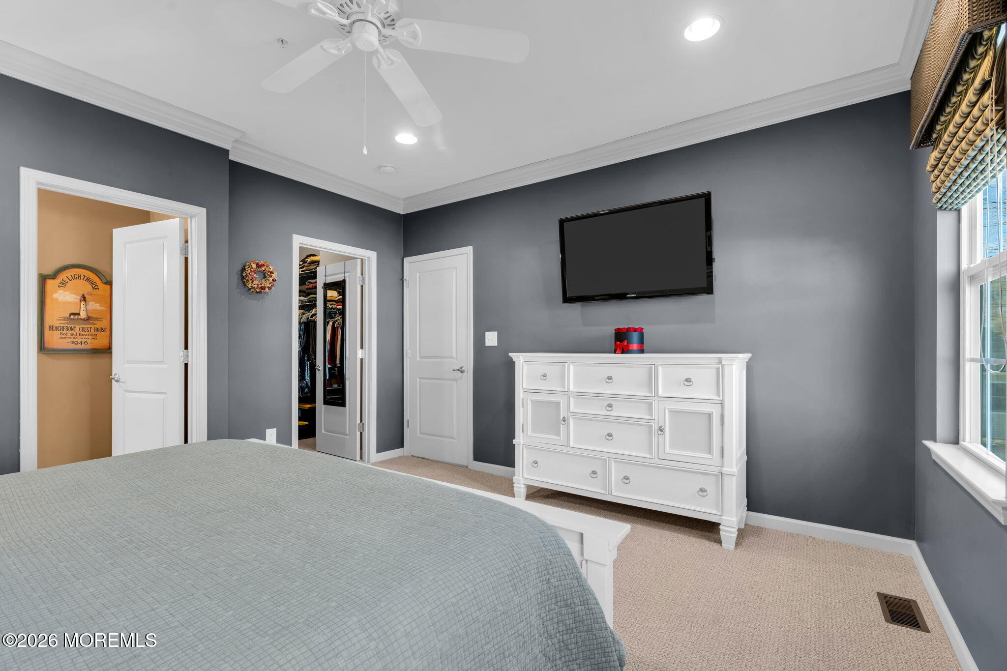 99 Steiner Avenue 24