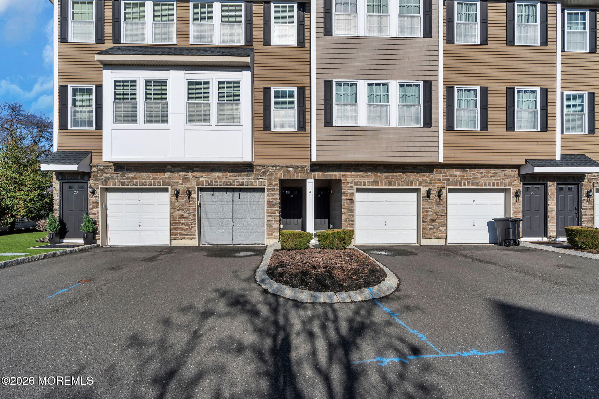 99 Steiner Avenue 24
