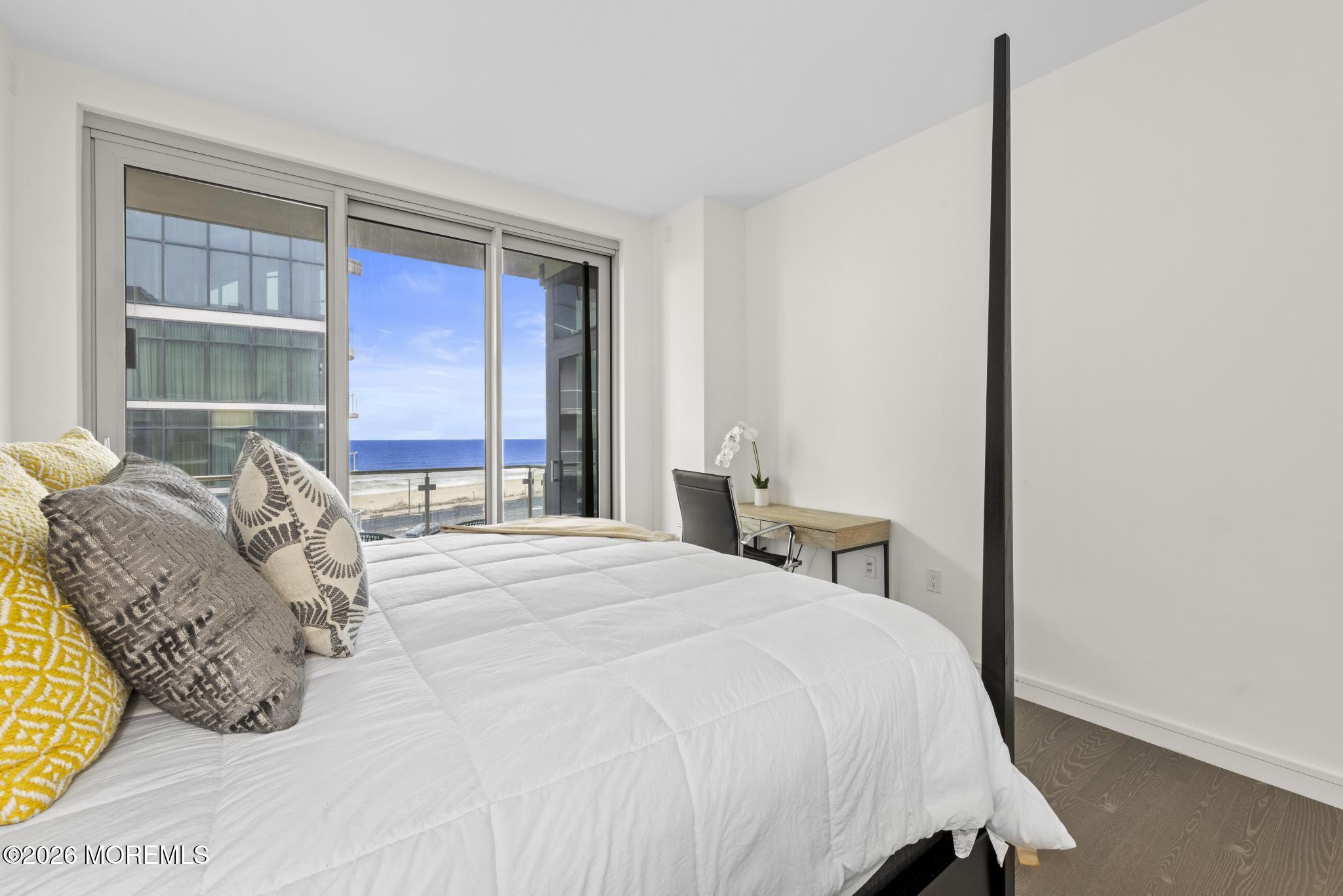 15 Morris Avenue 416