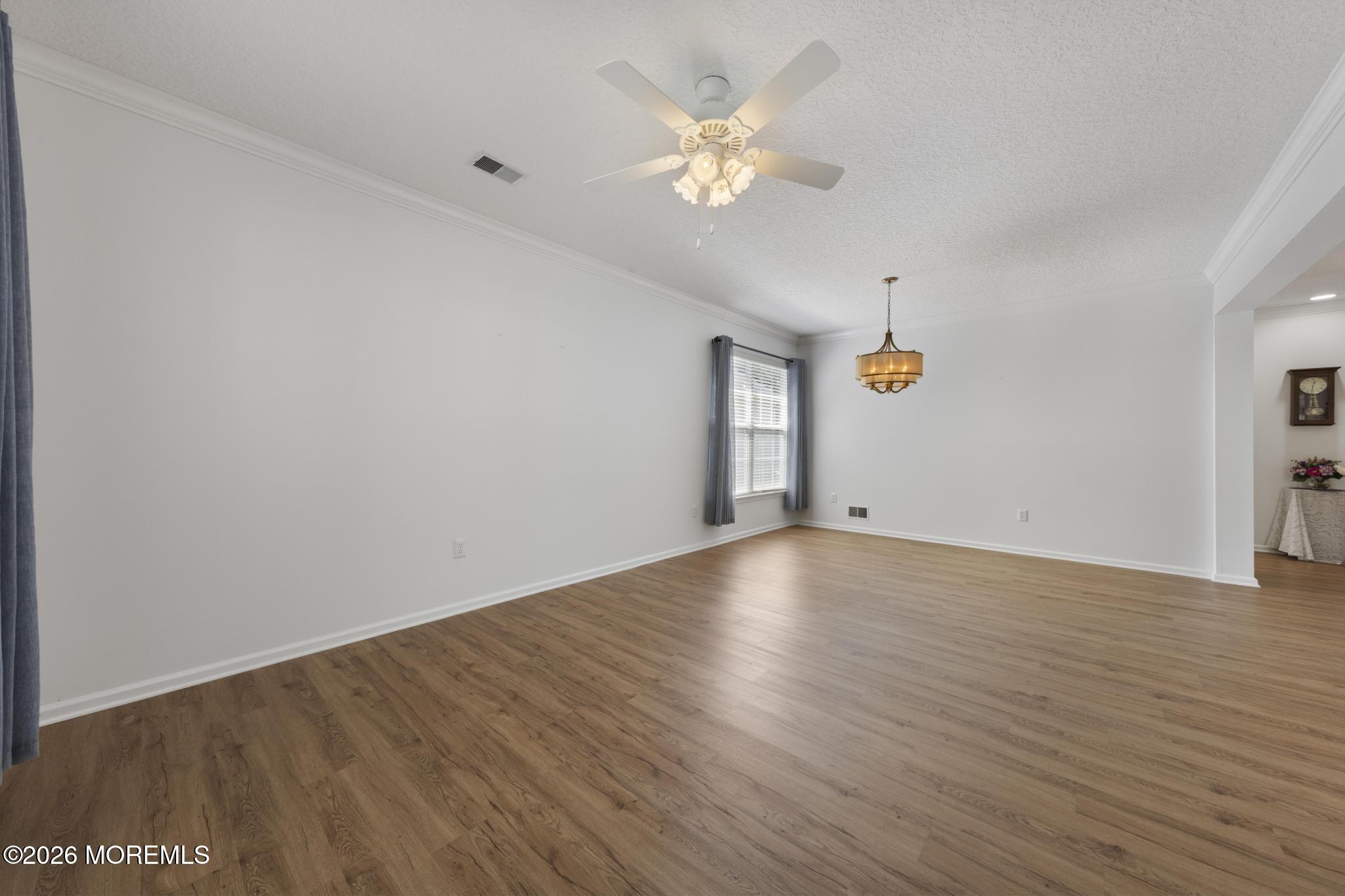 18 Amberwinds Court