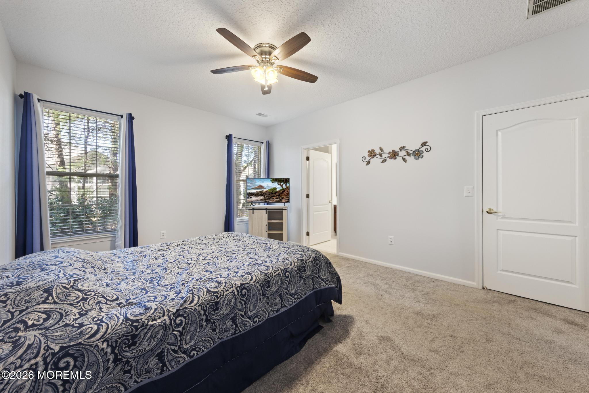 18 Amberwinds Court