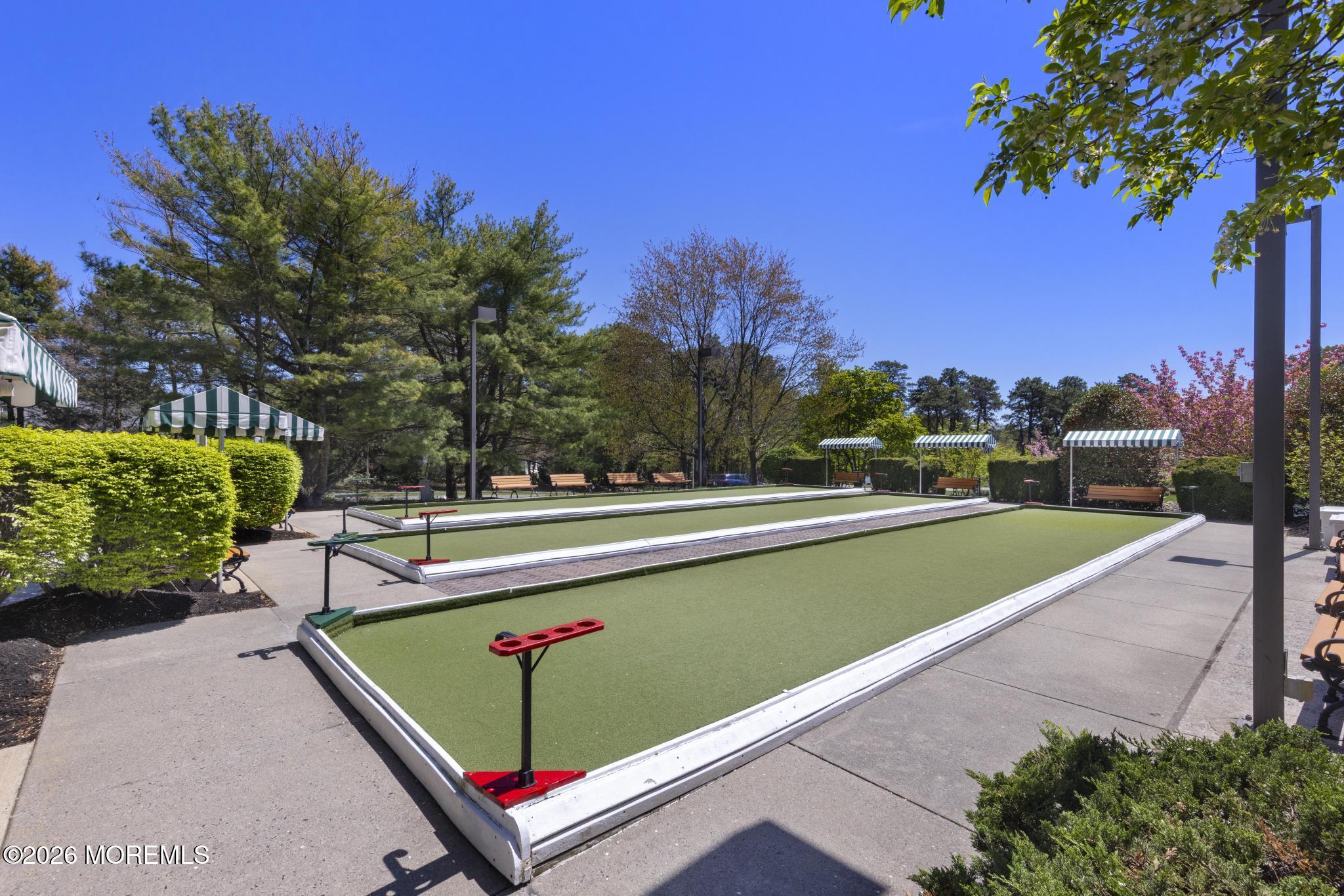 18 Amberwinds Court