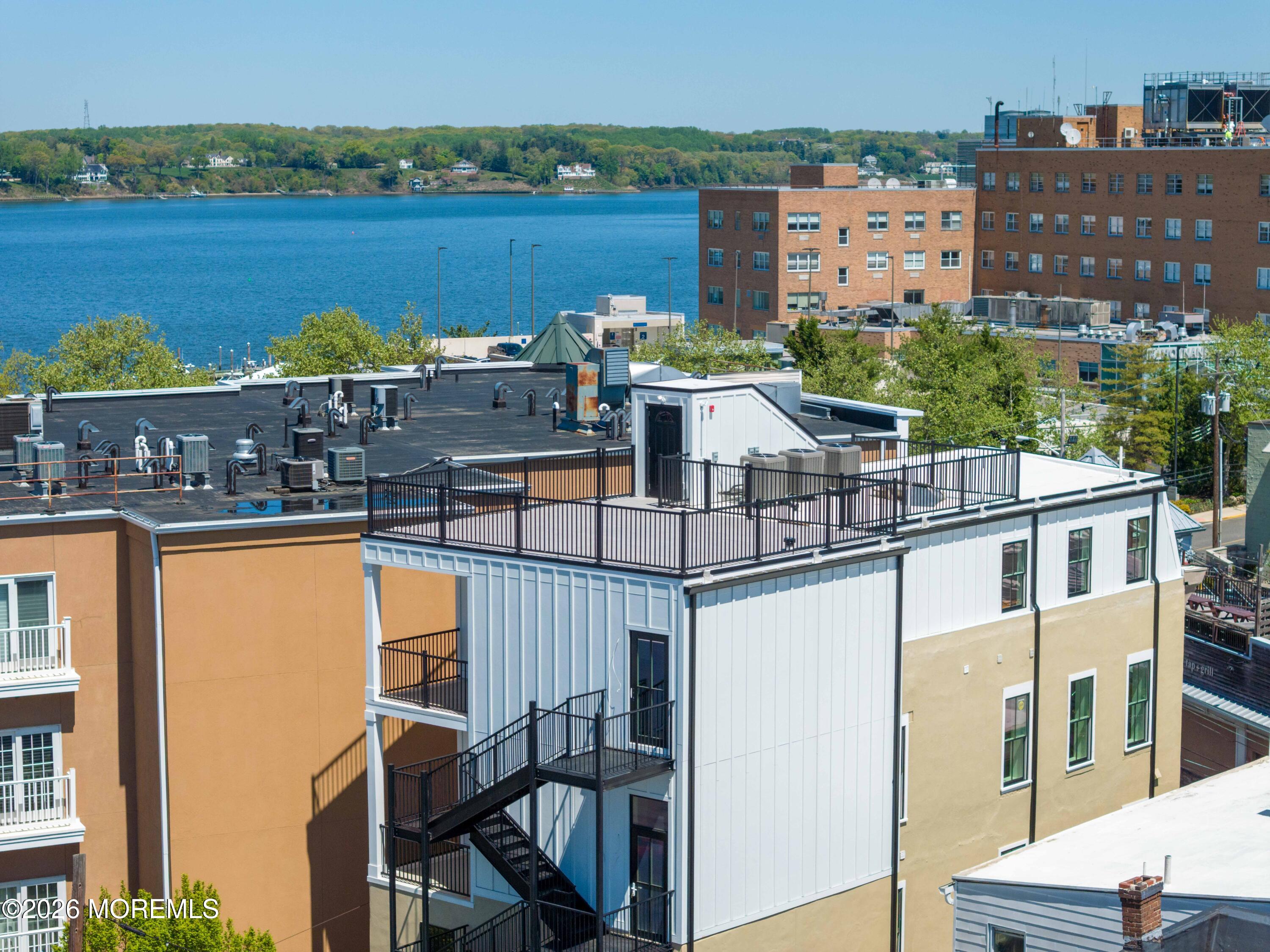 9 Wharf Avenue 3
