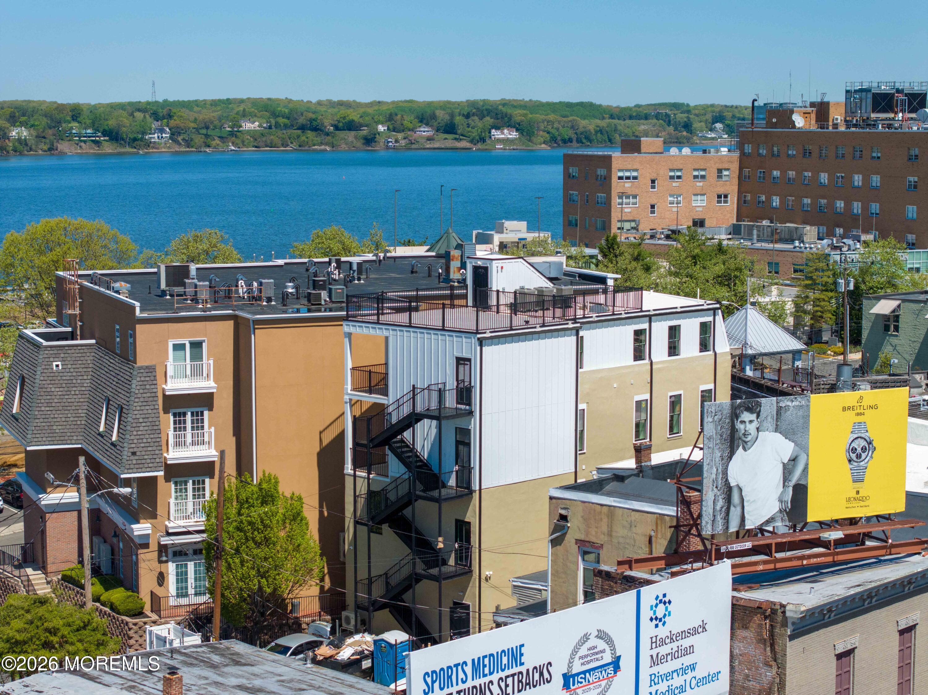 9 Wharf Avenue 3