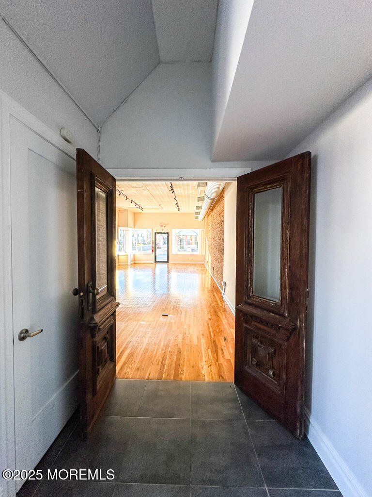 160 Monmouth Street