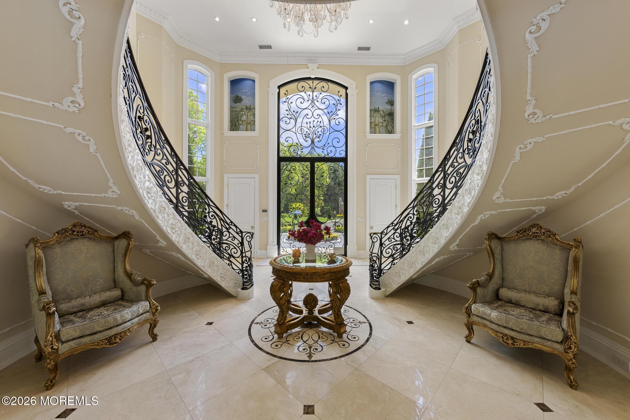 12 Raintree Court