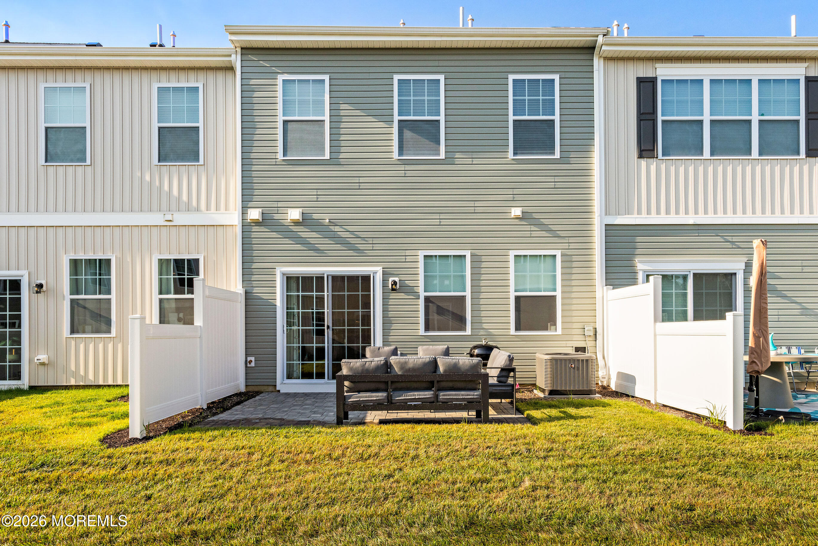 15 Laird Way