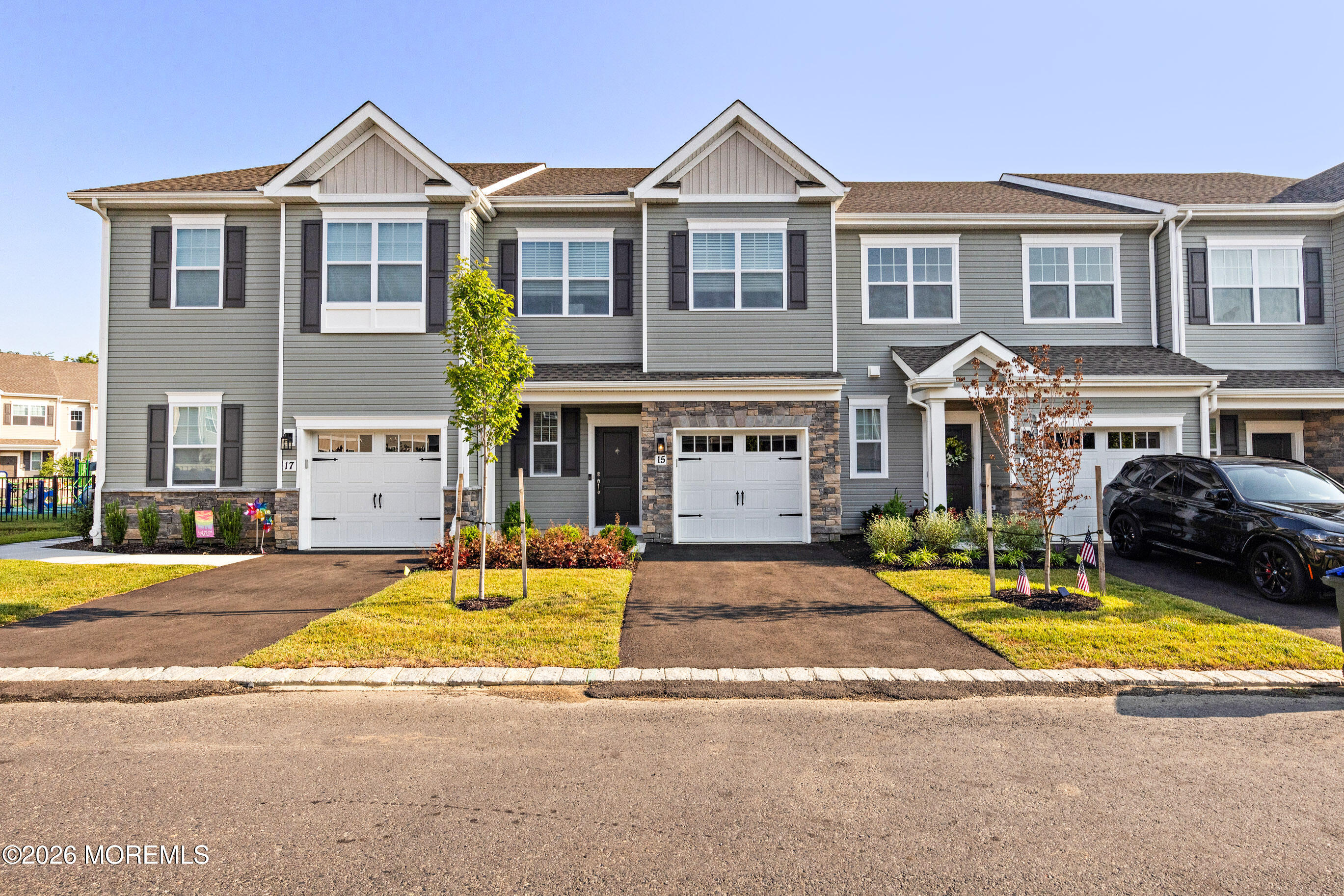 15 Laird Way