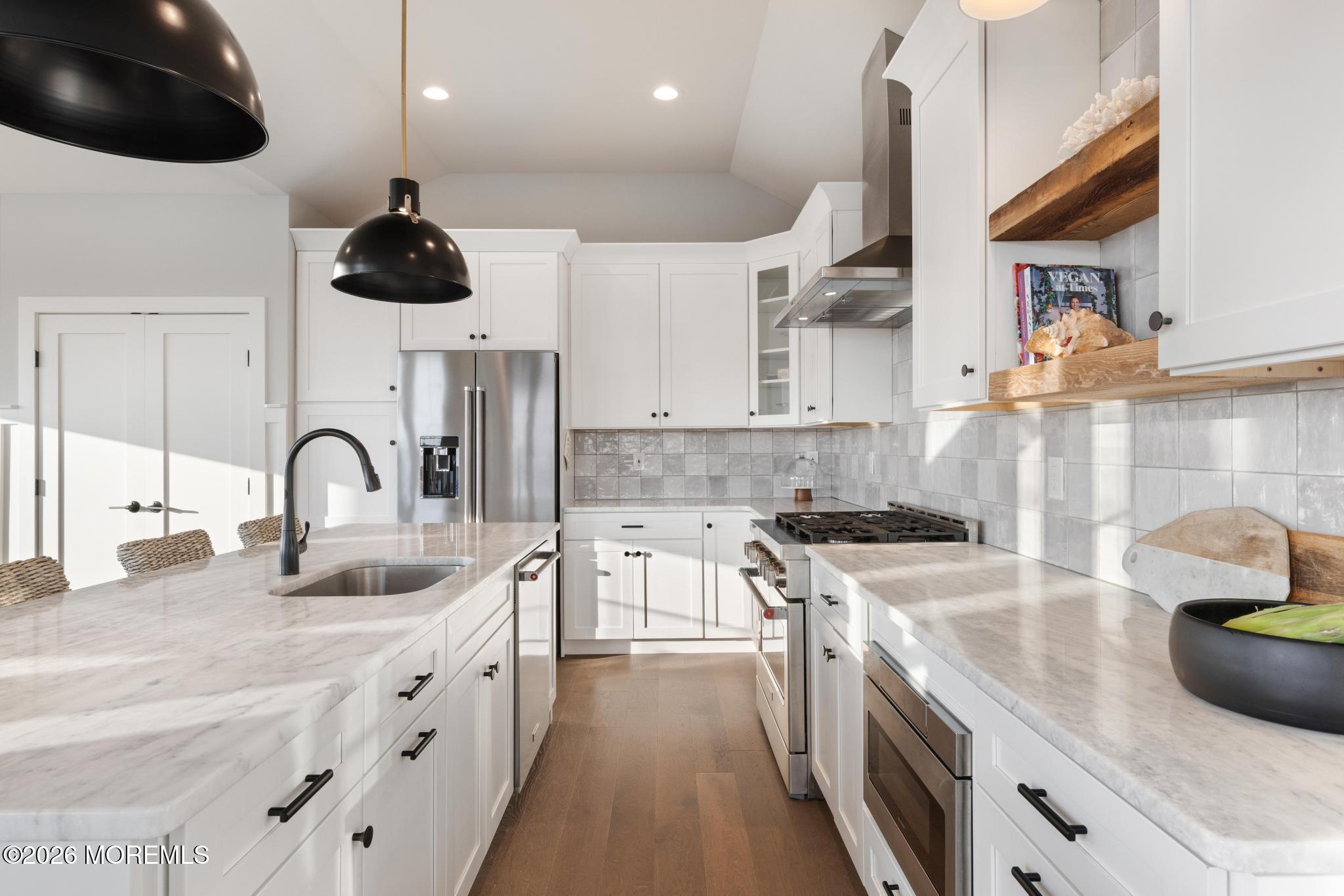 1 E 22nd Street
