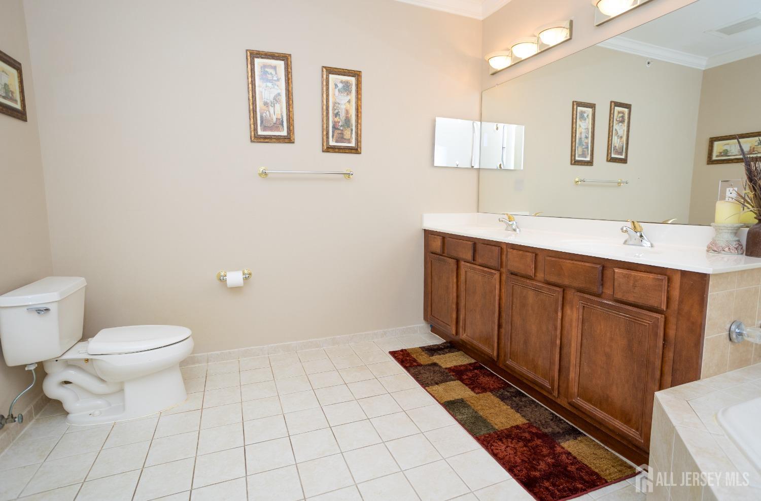 1404 Cedar Village Boulevard