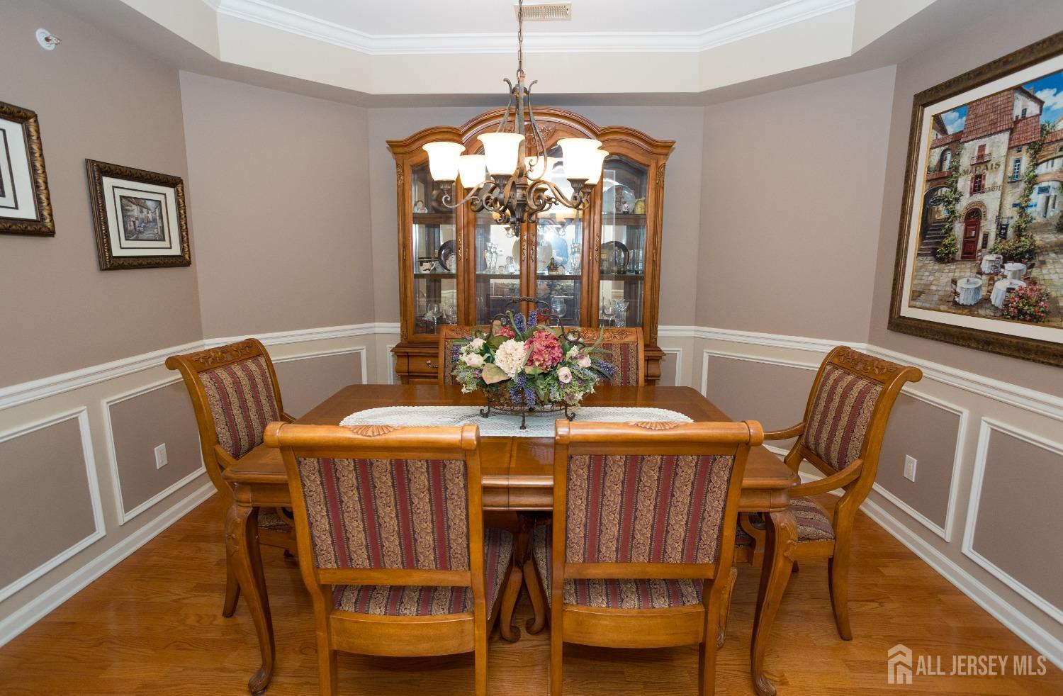 1404 Cedar Village Boulevard