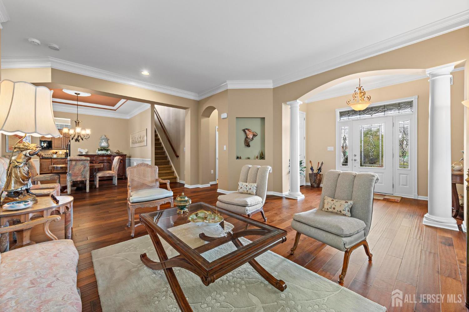 102 Riviera Drive