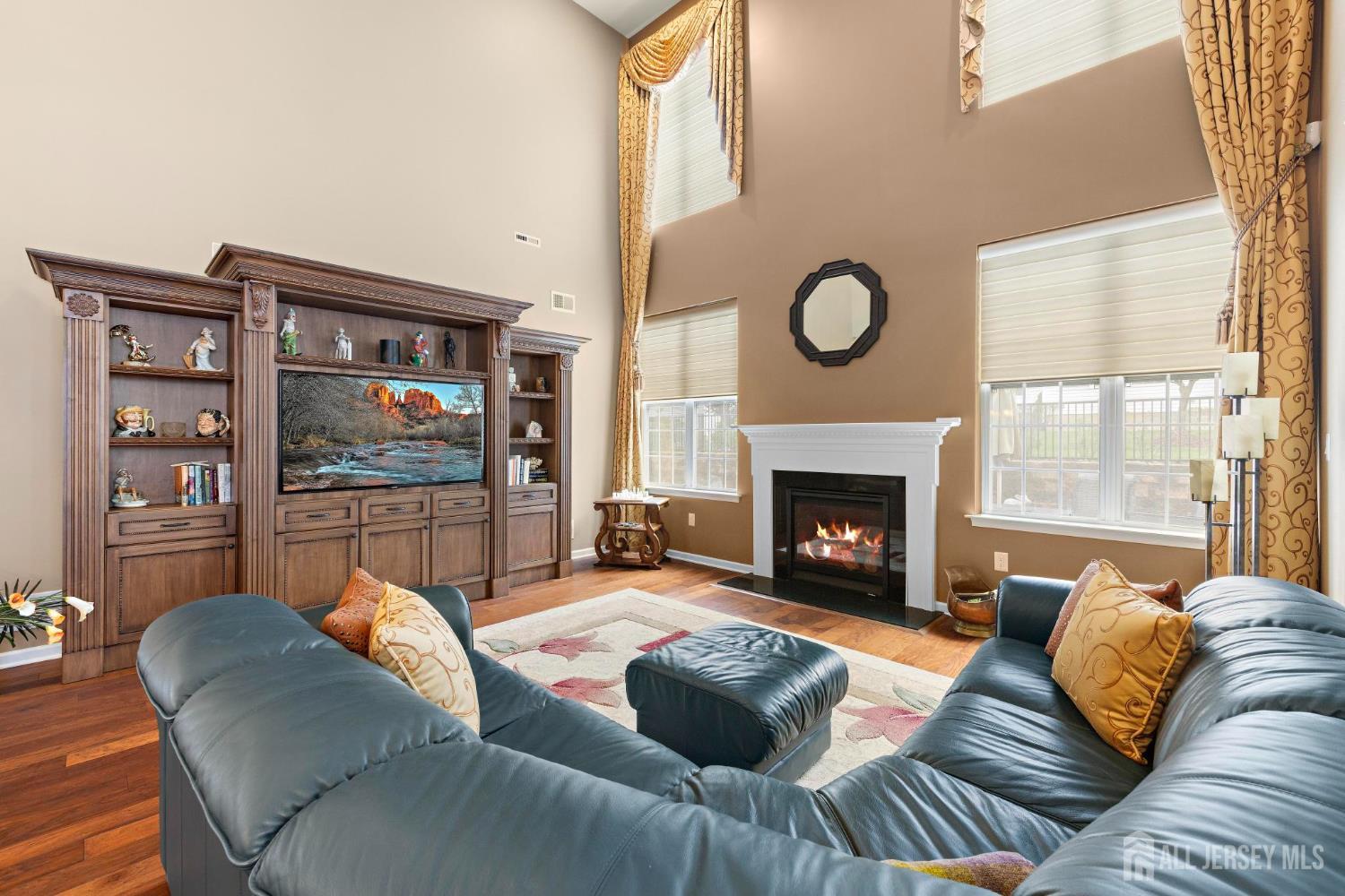 102 Riviera Drive
