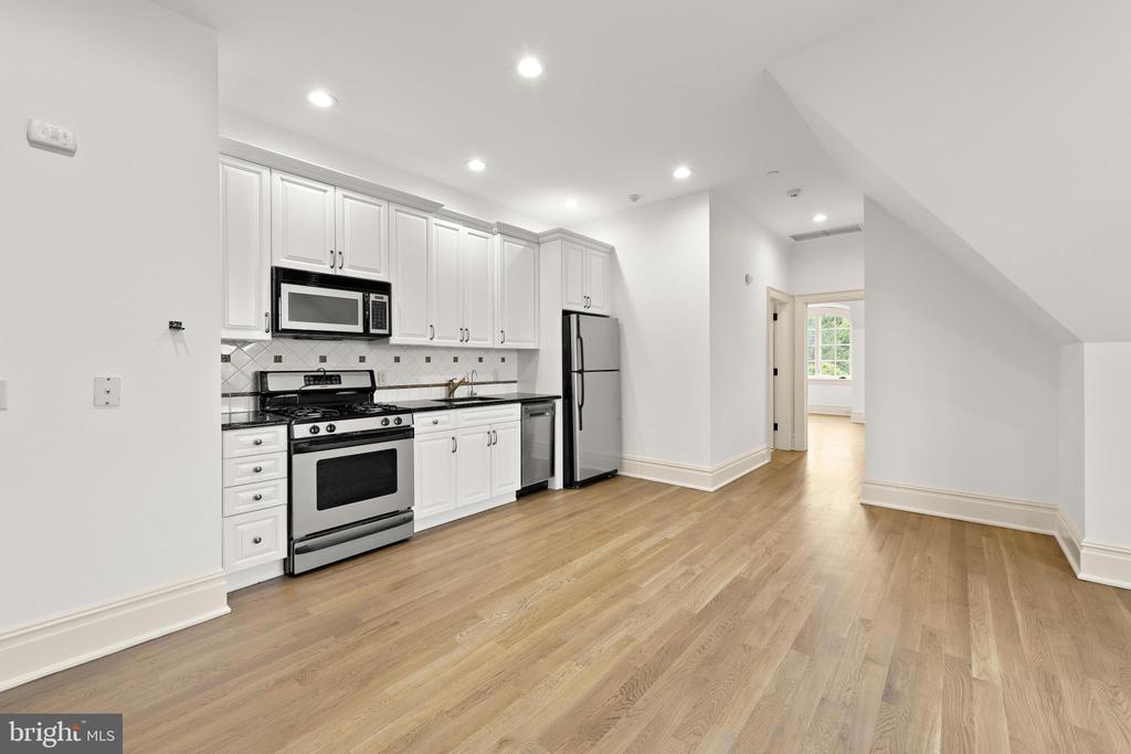 88 MONTROSE ROAD