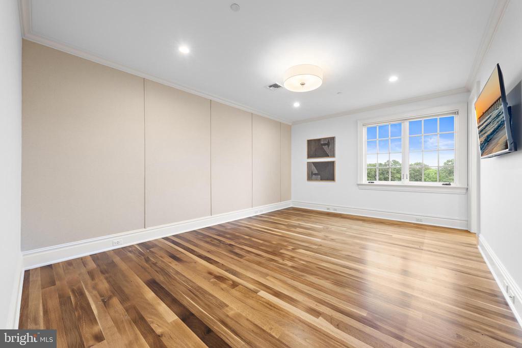 88 MONTROSE ROAD