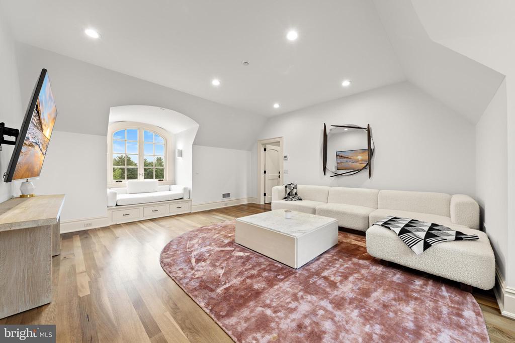 88 MONTROSE ROAD
