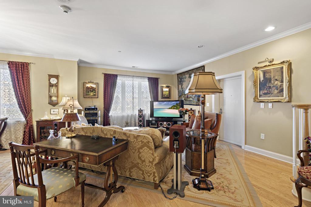 1501 OCEAN AVENUE Unit: 2112