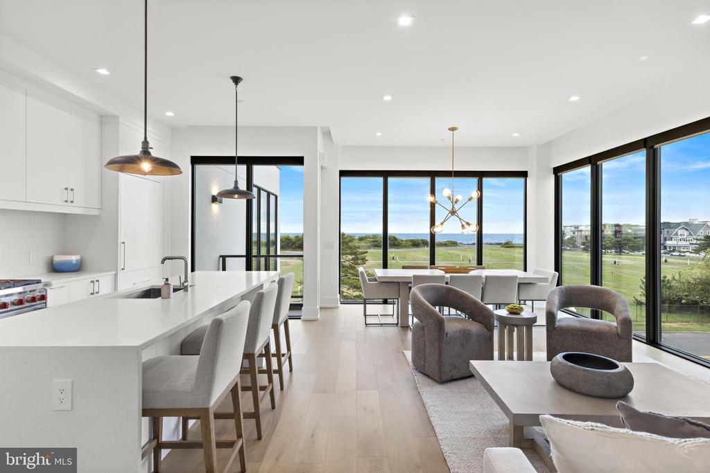 200 OCEAN AVENUE N Unit: 19