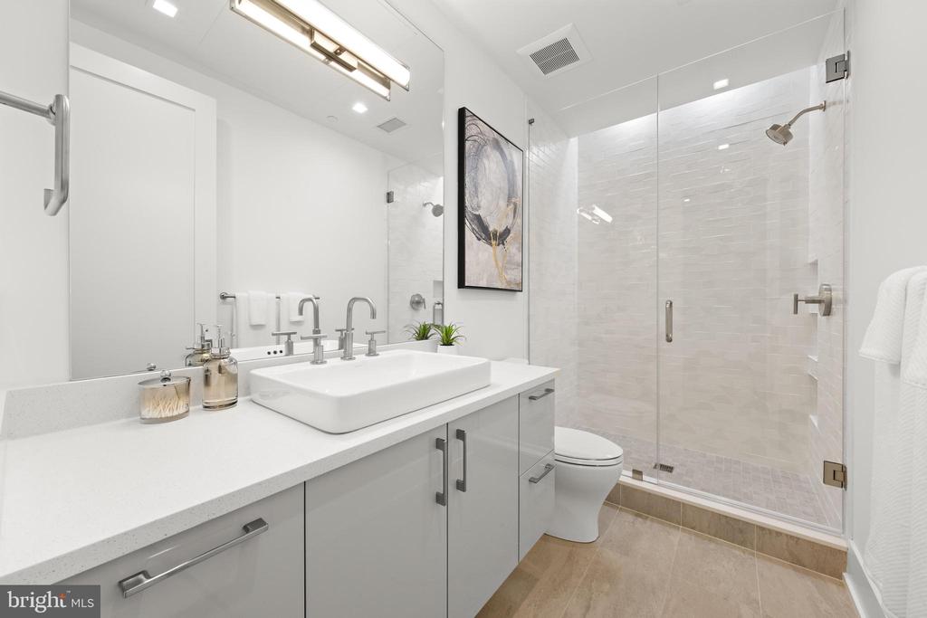200 OCEAN AVENUE N Unit: 19