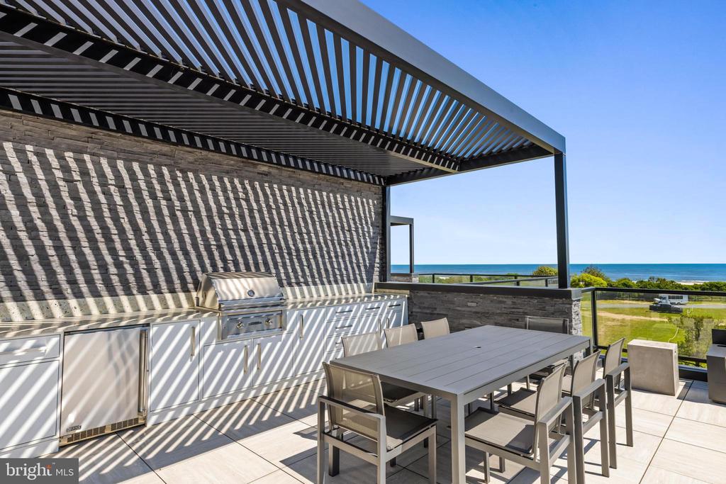 200 OCEAN AVENUE N Unit: 19