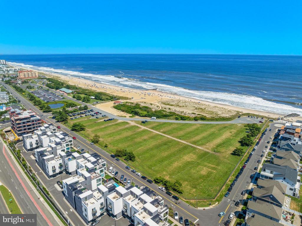 200 OCEAN AVENUE N Unit: 19