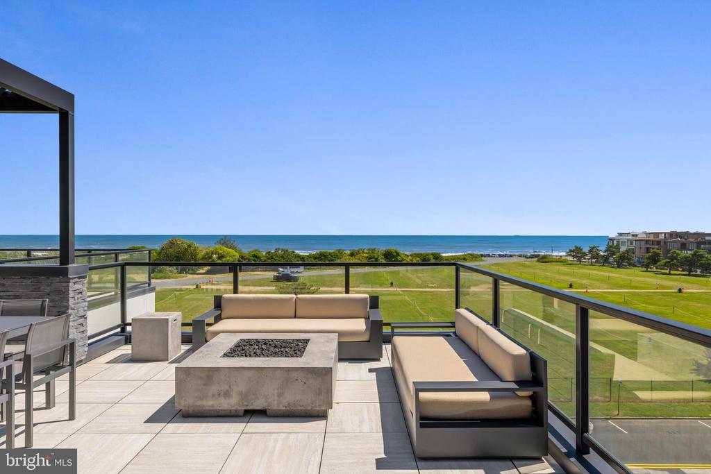 200 OCEAN AVENUE N Unit: 19