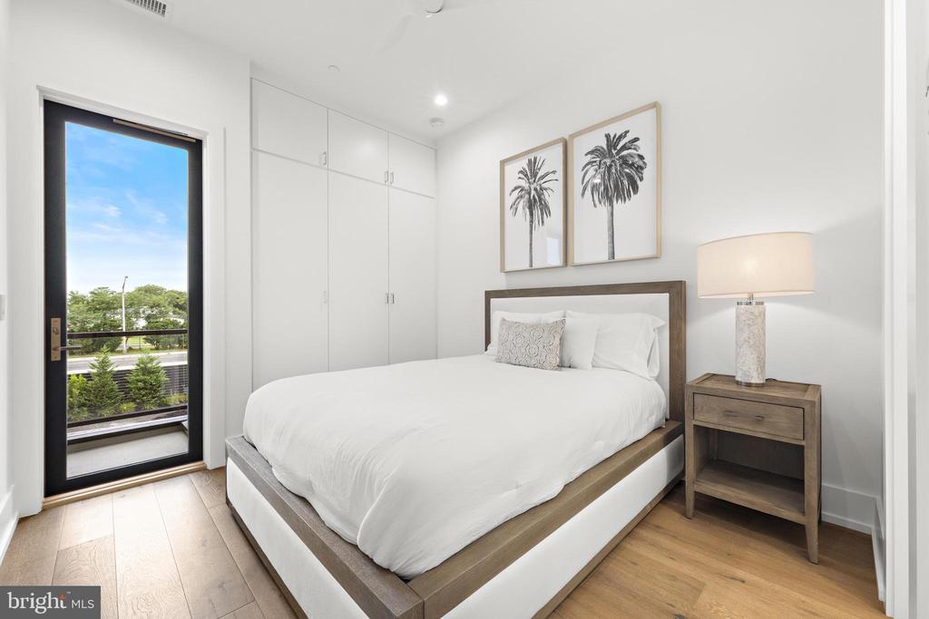 200 OCEAN AVENUE N Unit: 19