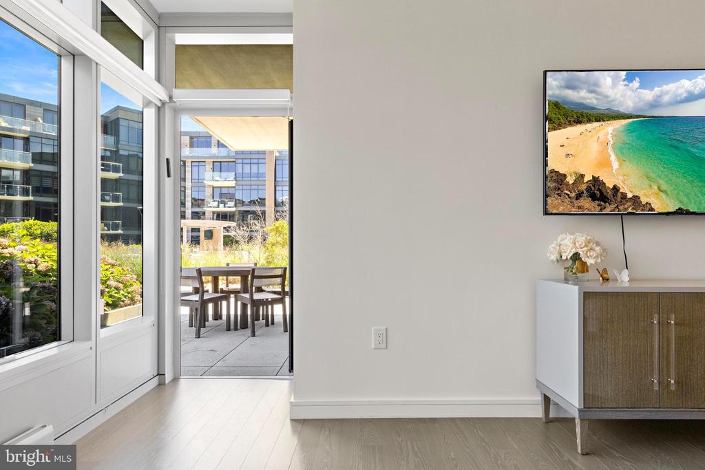 30 MELROSE TERR Unit: 216
