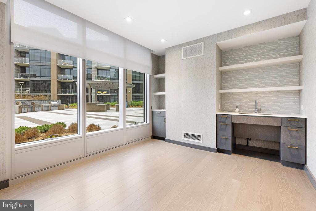 30 MELROSE TERR Unit: 216