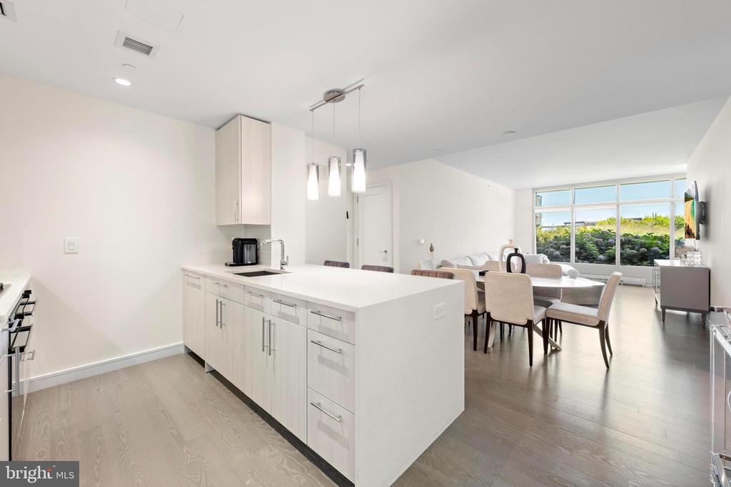 30 MELROSE TERR Unit: 216