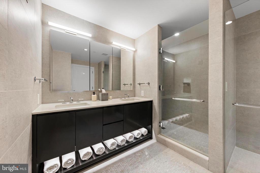 30 MELROSE TERR Unit: 216