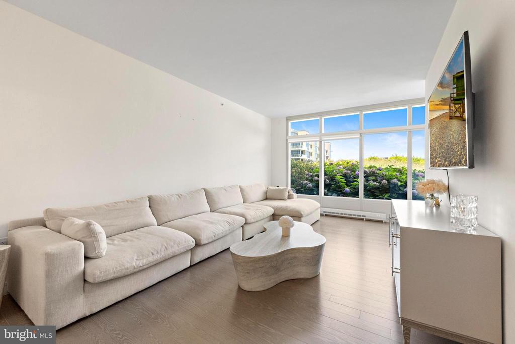 30 MELROSE TERR Unit: 216