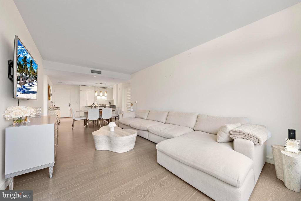 30 MELROSE TERR Unit: 216